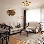 Apartmán 3 Pokoje, Parking, Balkon - Centrum